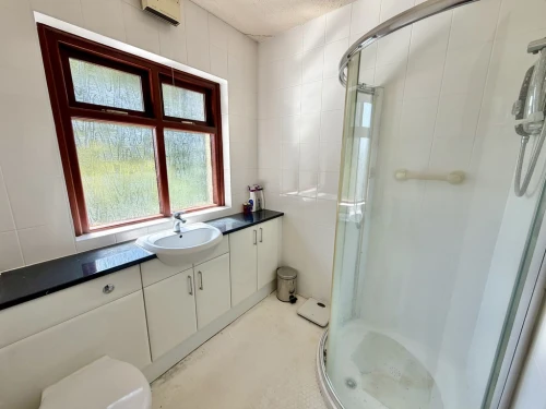 Detached House Main Photo