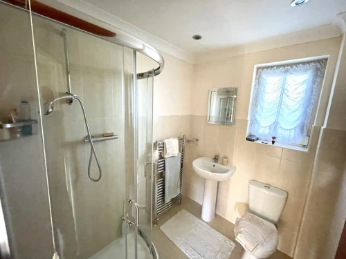 Detached House Main Photo
