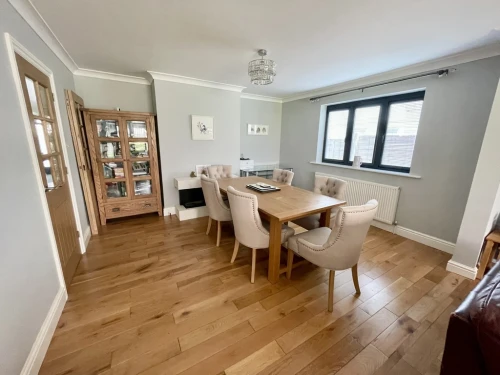 Detached Bungalow Main Photo