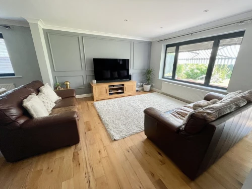 Detached Bungalow Main Photo