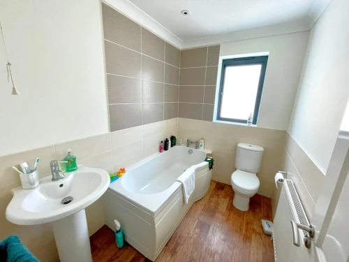 Detached Bungalow Main Photo