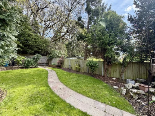Detached Bungalow Main Photo