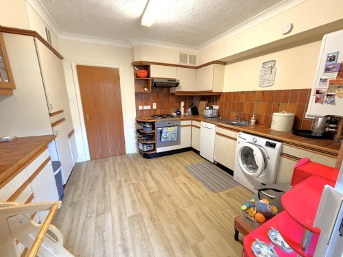 Apartment Main Photo