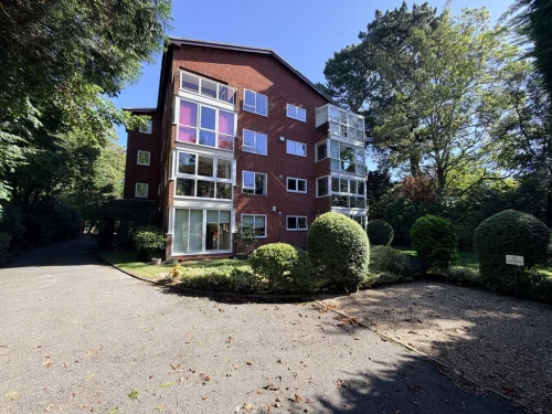 Apartment Main Photo