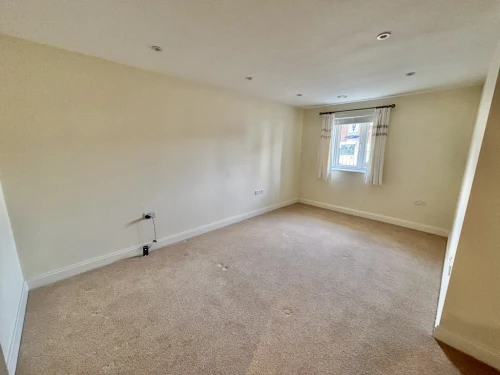 Ground Floor Flat Main Photo