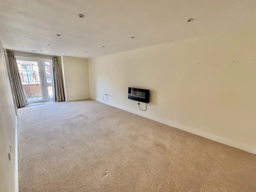 Ground Floor Flat Photo 4