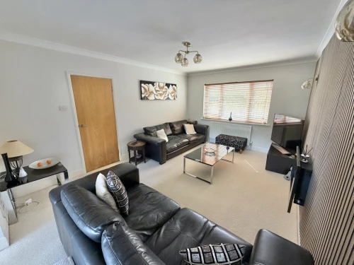 Detached House Main Photo