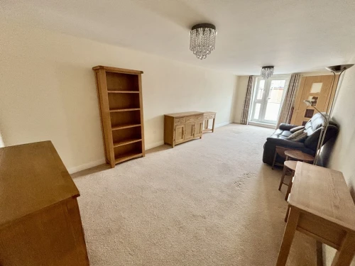 Apartment Photo 4