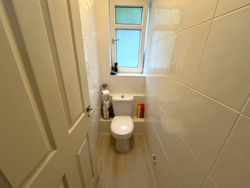 Apartment Main Photo