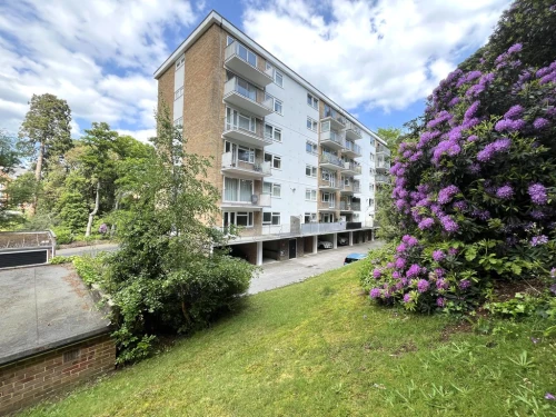 Apartment Main Photo