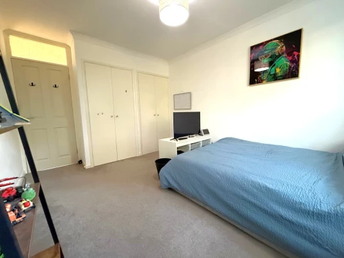 Apartment Main Photo