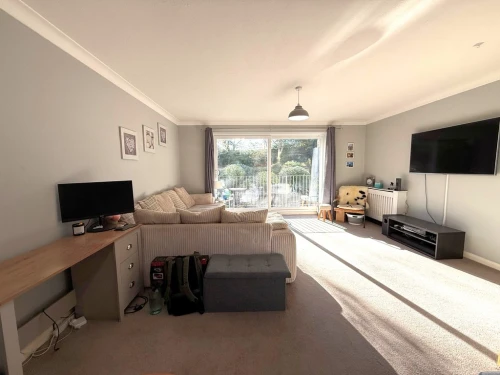 Apartment Photo 4