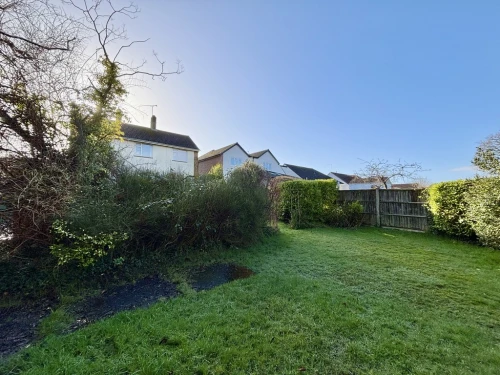 Detached House Main Photo