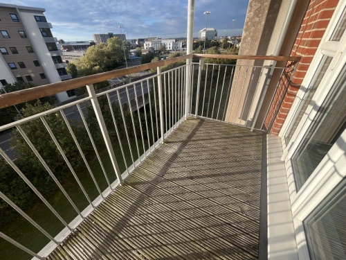 Apartment Main Photo