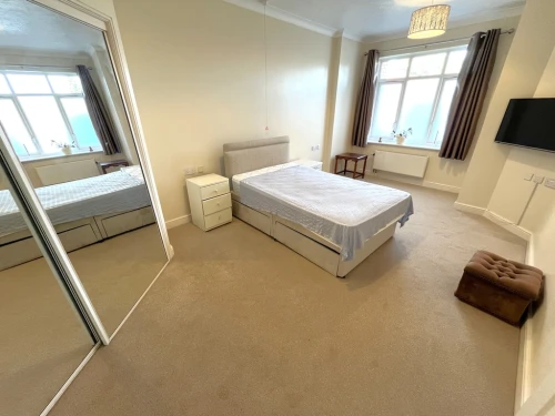 Ground Floor Flat Main Photo
