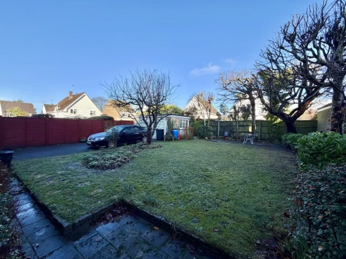 Detached House Main Photo