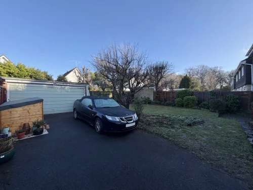 Detached House Main Photo