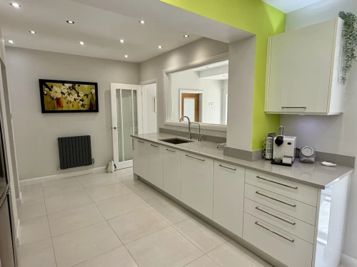 Detached House Main Photo