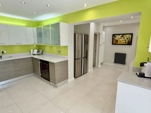 Detached House Main Photo