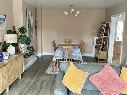 End Terraced House Main Photo