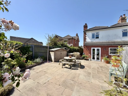 End Terraced House Main Photo