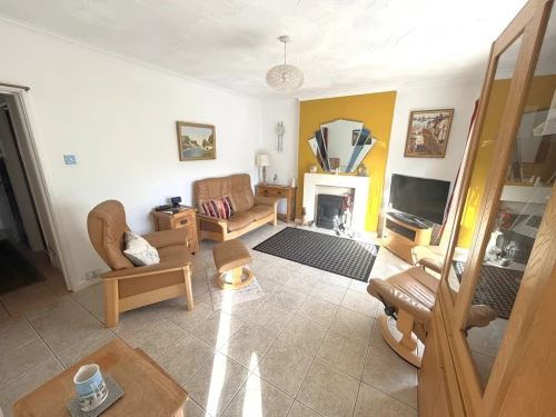 Detached Bungalow Main Photo