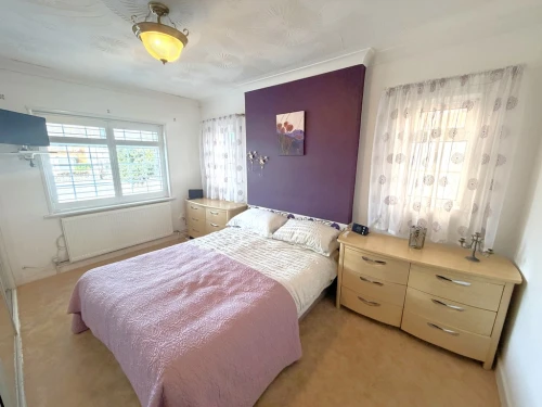 Detached Bungalow Main Photo