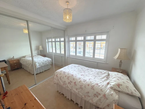Detached Bungalow Main Photo