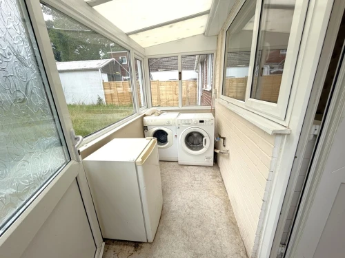 Detached Bungalow Main Photo