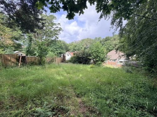Detached Bungalow Main Photo
