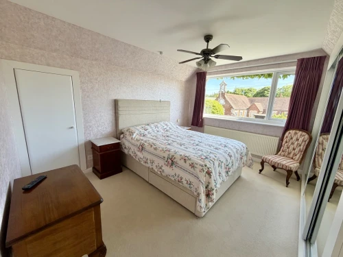 Detached House Main Photo