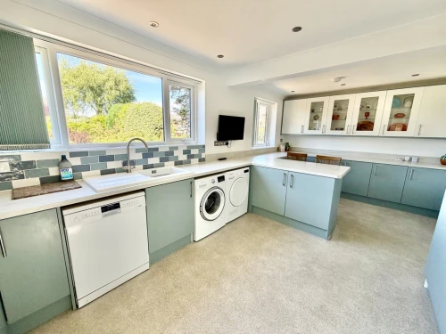 Detached House Main Photo