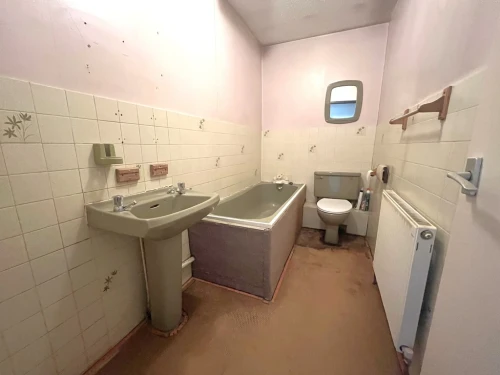 End Terraced House Main Photo