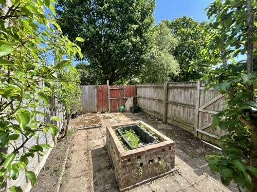 End Terraced House Main Photo