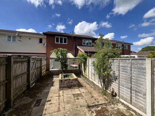 End Terraced House Main Photo