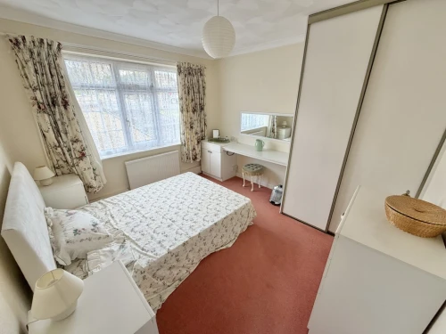 Detached Bungalow Main Photo