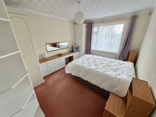 Detached Bungalow Main Photo