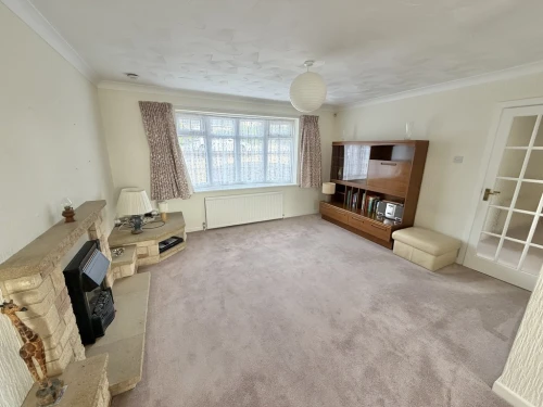 Detached Bungalow Main Photo
