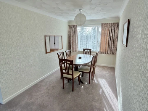 Detached Bungalow Main Photo