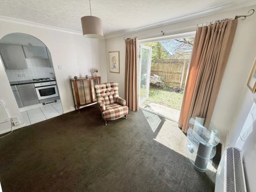 End Terraced House Photo 2