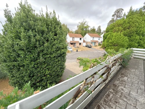 Detached House Main Photo