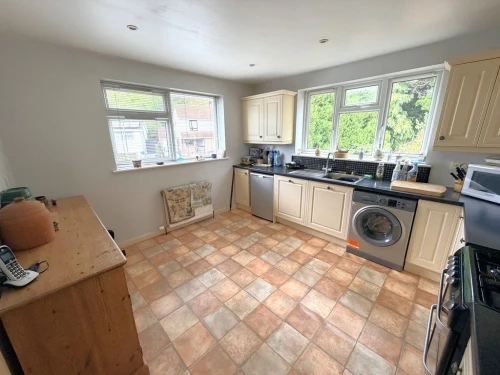 Detached House Main Photo