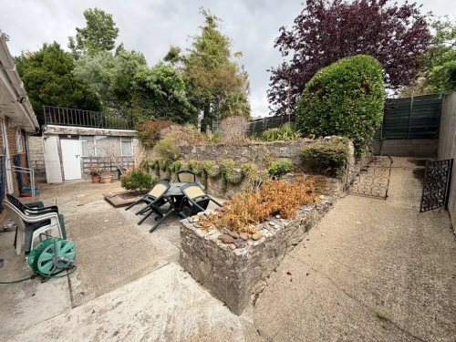 Detached House Main Photo