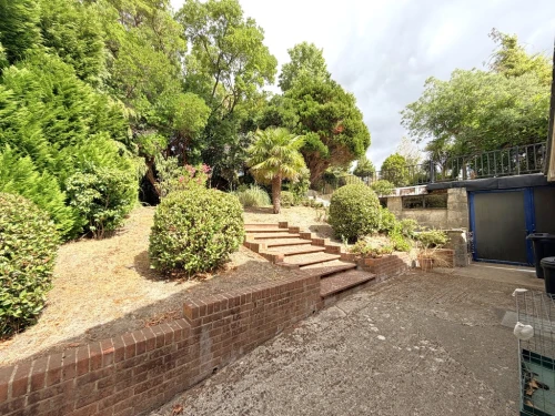 Detached House Main Photo