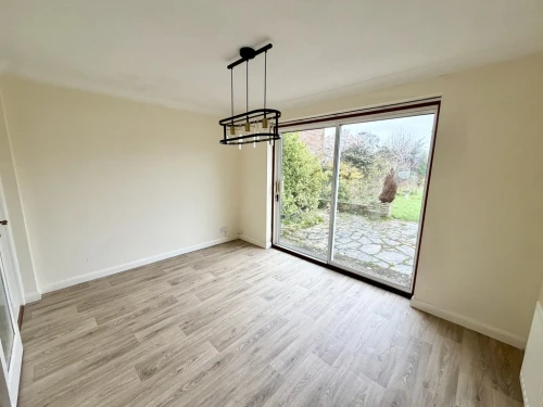 Detached House Main Photo