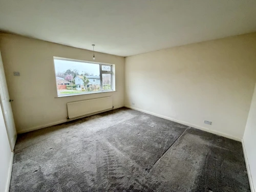 Detached House Main Photo