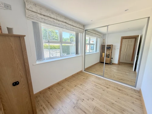 Detached Bungalow Main Photo
