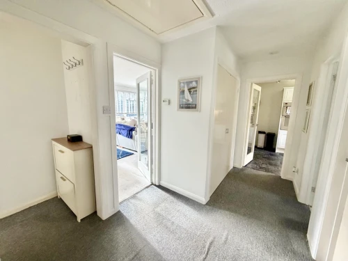 Apartment Main Photo