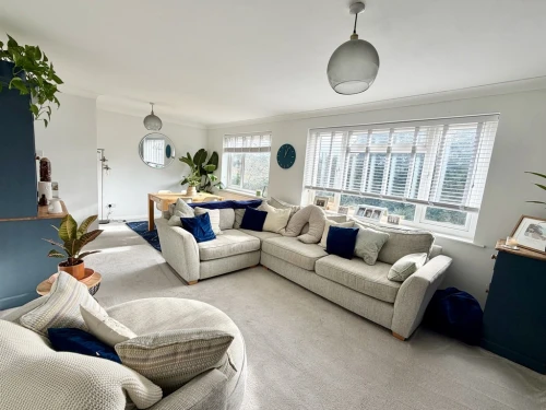 Apartment Main Photo