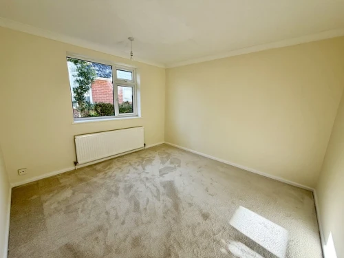 Detached Bungalow Main Photo